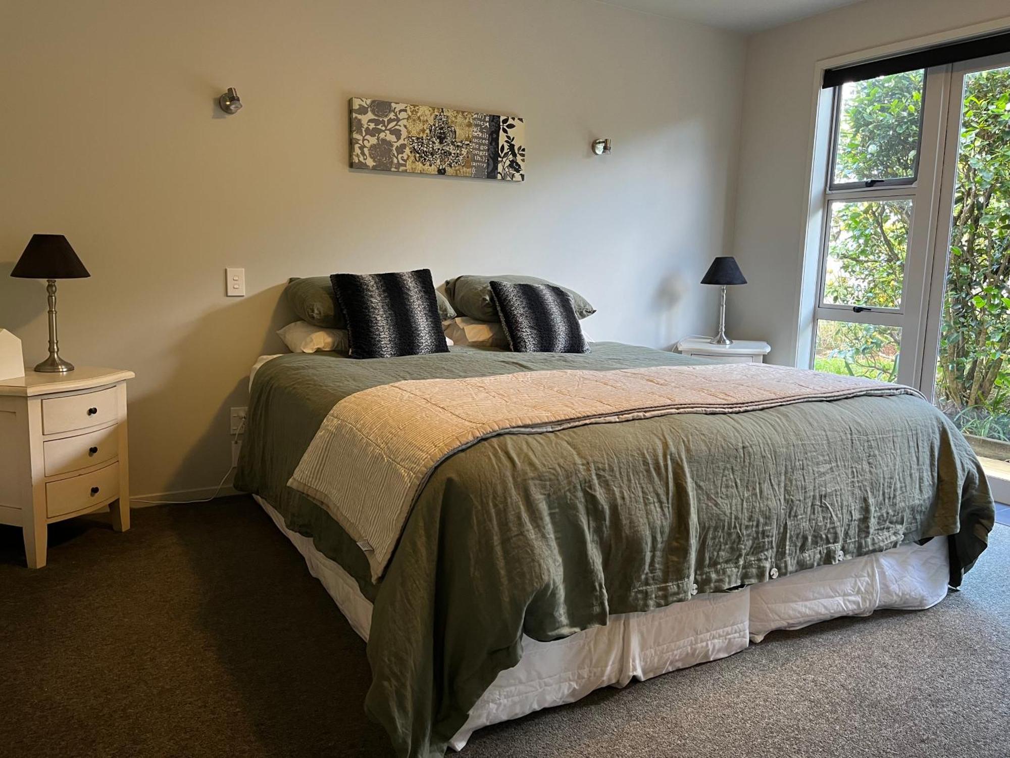 Lavender Hill Bed and Breakfast Riverhead Exteriör bild
