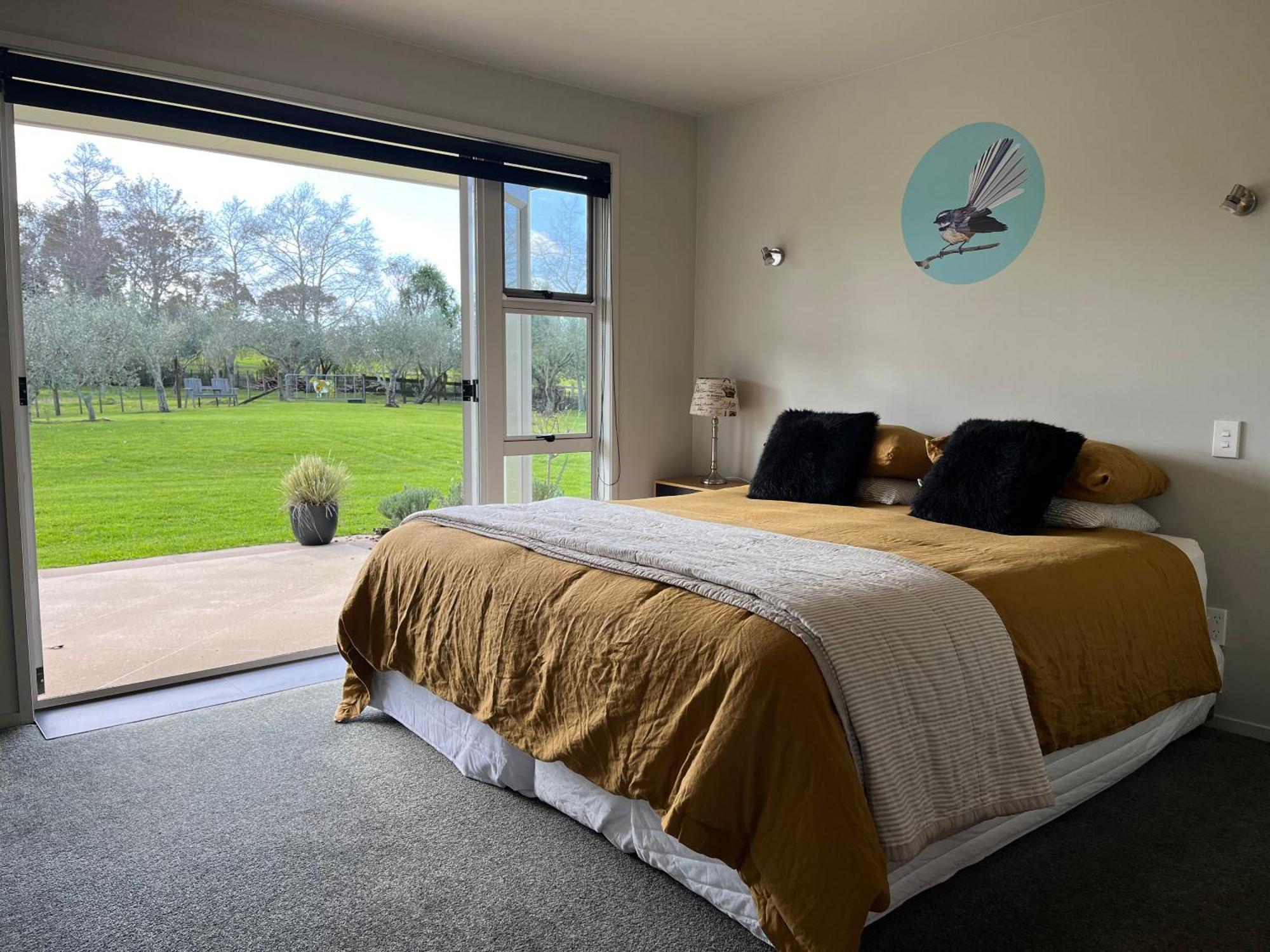 Lavender Hill Bed and Breakfast Riverhead Exteriör bild
